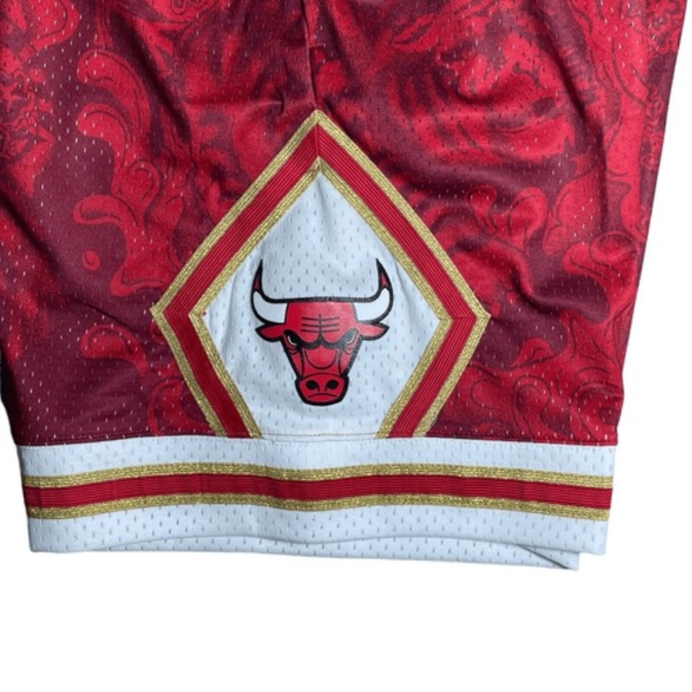 1997-98' Chicago Bulls Mitchell & Ness Year Of The Tiger Shorts Red NBA Size XL‎ - Picture 7 of 7